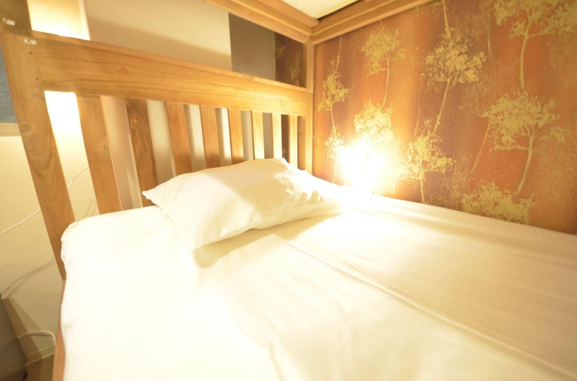 Yadokari Namba Hostel Osaka Eksteriør billede